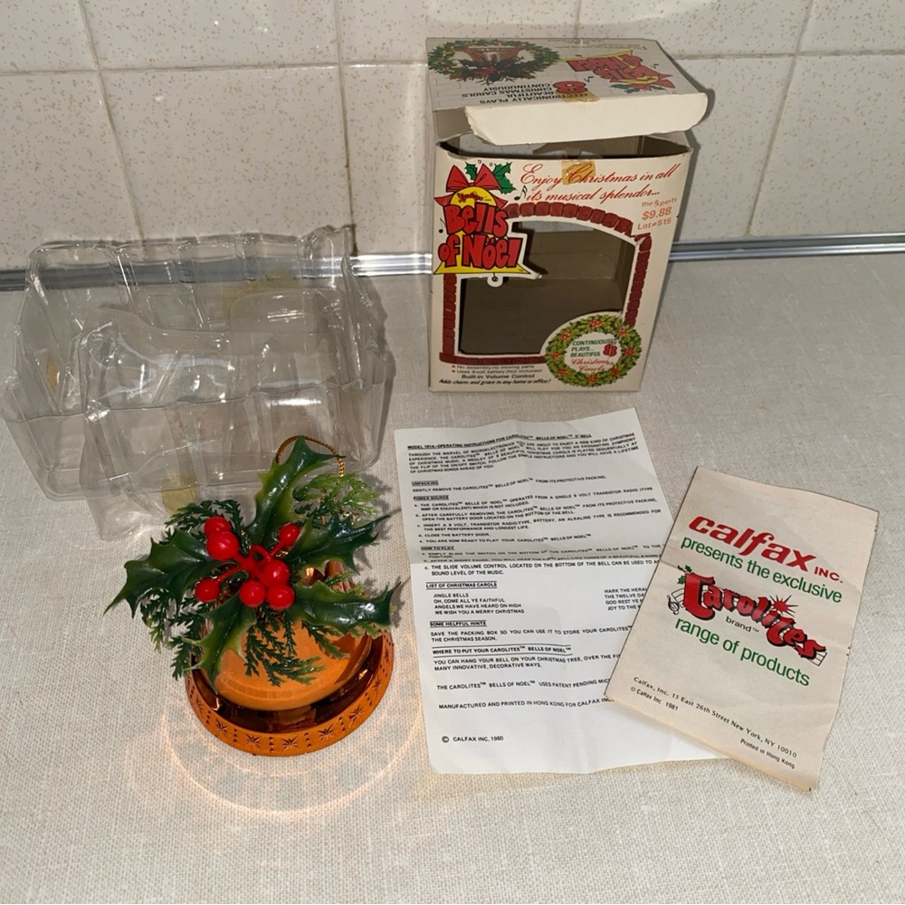 Vintage Musical Christmas Bell 1980 Bells Of Noel 8 Carols‎ Calfax  Org. BOX